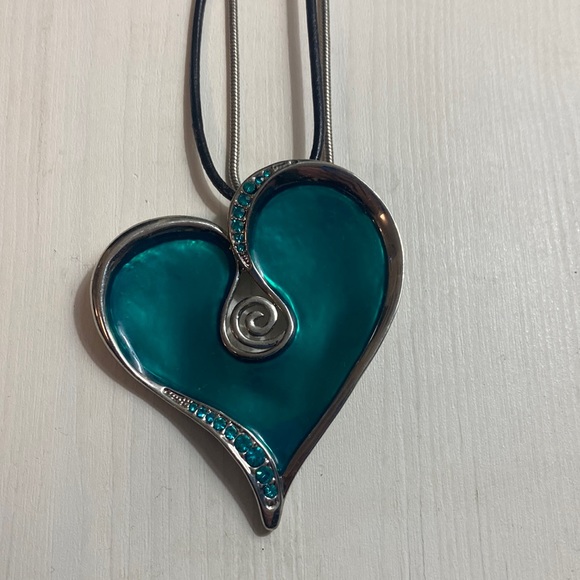 Jewelry - Turquoise Heart Statement Necklace